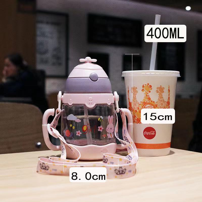 ขวดน้ำ 400ml กระติกน้ำกังหัน ขวดน้ำเด็ก แก้วน้ำเด็กพลาสติกหลอดนิ่ม กระบอกน้ำน้ำนักเรียน