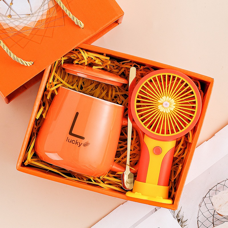 ชุดของขวัญ แก้ว+พัดลม ของแจกบริษัท ชุดเซ็ทรับไหว้ ชุดเช็ทชุดแก้ว ชุดgiftset แก้วชากาแฟ