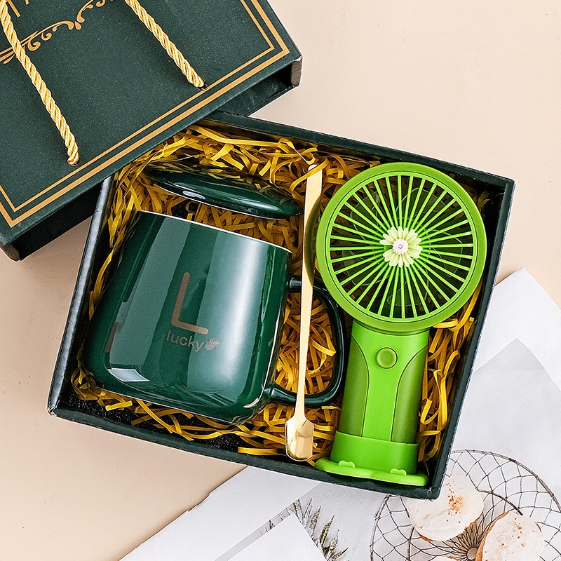 ชุดของขวัญ แก้ว+พัดลม ของแจกบริษัท ชุดเซ็ทรับไหว้ ชุดเช็ทชุดแก้ว ชุดgiftset แก้วชากาแฟ