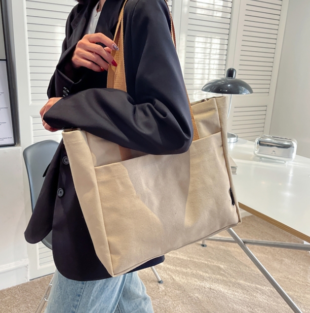 รับผลิตกระเป๋าใส่หนังสือ กระเป๋าใส่ทุกอย่าง แบบหนา รับสกรีนโลโก้กระเป๋า ความจุขนาดใหญ่ กระเป๋าเก็บความเย็น ถุงใสพับได้ กระเป๋าช้อปปิ้ง กันน้ํา แบบพกพา ถุงผ้ากันน้ํา 