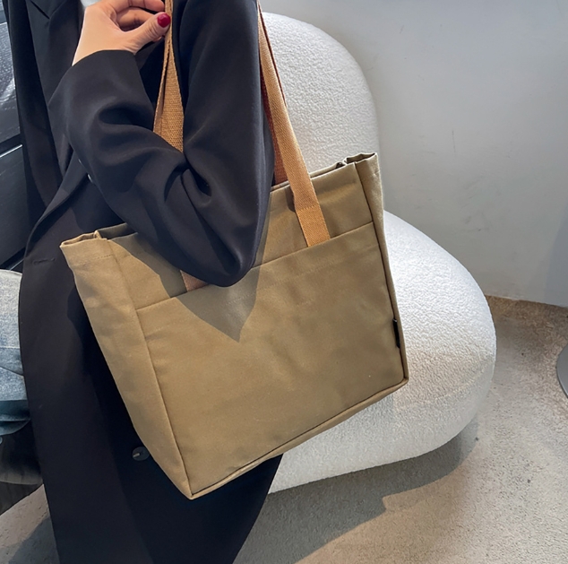 รับผลิตกระเป๋าใส่หนังสือ กระเป๋าใส่ทุกอย่าง แบบหนา รับสกรีนโลโก้กระเป๋า ความจุขนาดใหญ่ กระเป๋าเก็บความเย็น ถุงใสพับได้ กระเป๋าช้อปปิ้ง กันน้ํา แบบพกพา ถุงผ้ากันน้ํา 
