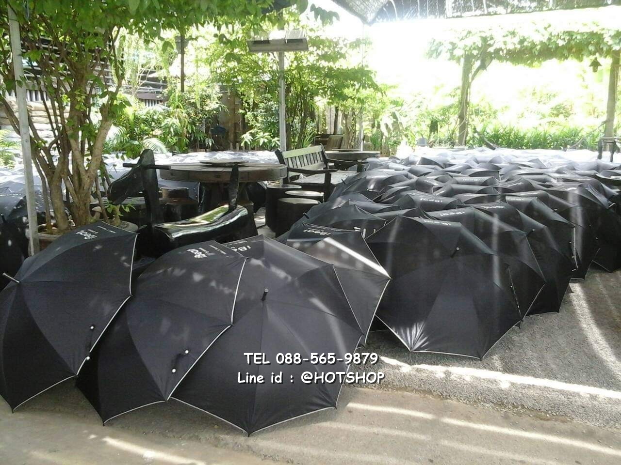 รับสกรีนร่ม รับผลิตร่ม ขายส่งร่ม ร่มสีดำ ร่มแจก ร่มแถม 
