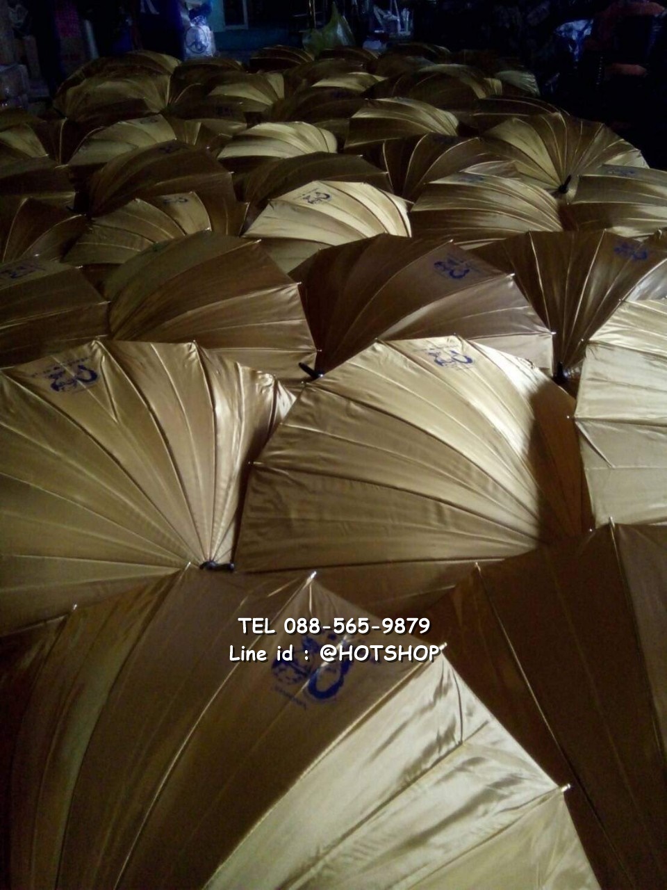 รับสกรีนร่ม รับผลิตร่ม ขายส่งร่ม ร่มสีทอง ร่มงานแต่ง