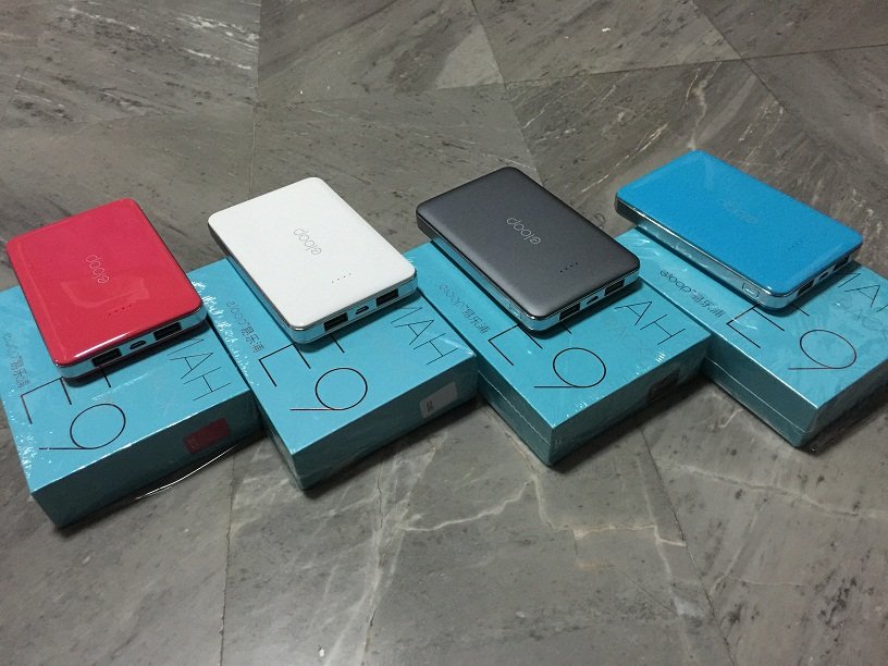แบตเตอรี่สำรอง ELOOP รุ่น E9 ความจุ 10000 mAh