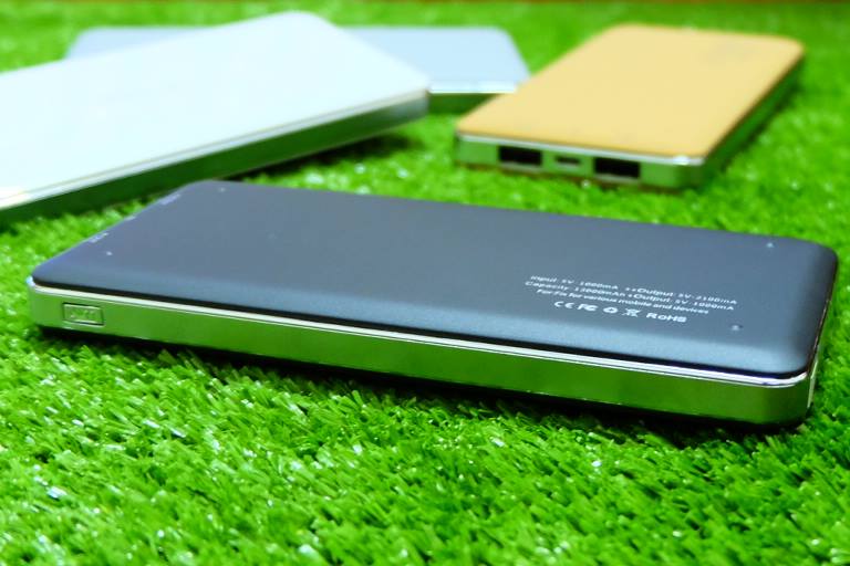 แบตเตอรี่สำรอง ELOOP รุ่น E13 ความจุ 13000 mAh 