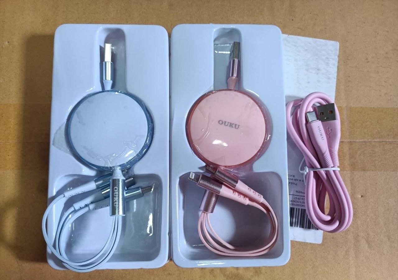 รับผลิตสายชาร์จ3in1 รับสกรีนโลโก้สายชาร์ต ยืดได้ หดได้ พกพาสะดวก สายชาร์จ3หัว 