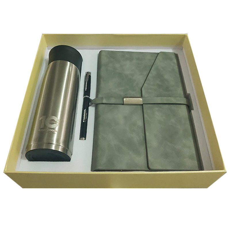 รับสกรีน รับผลิต ชุดของขวัญ ชุดกิ๊ฟเซ็ต giftset กระบอกน้ำ+สมุด+ปากกา