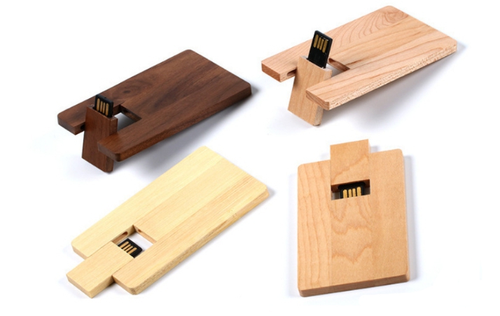 รับผลิต สกรีน แฟลชไดร์ฟ (FLASH DRIVE) พร้อมสกรีนโลโก้