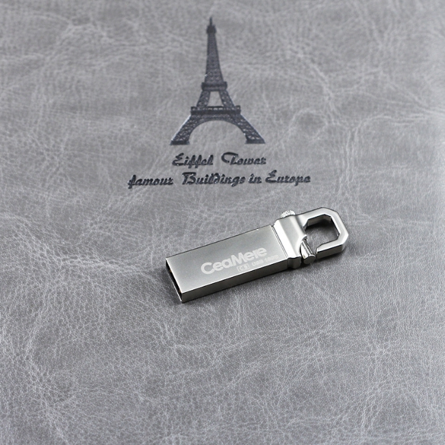 รับผลิต สกรีน แฟลชไดร์ฟ (FLASH DRIVE) พร้อมสกรีนโลโก้