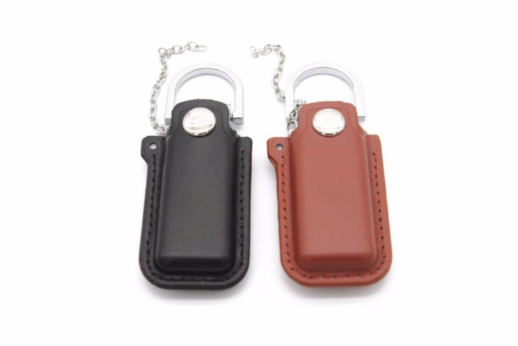 รับผลิต สกรีน แฟลชไดร์ฟ (FLASH DRIVE) พร้อมสกรีนโลโก้