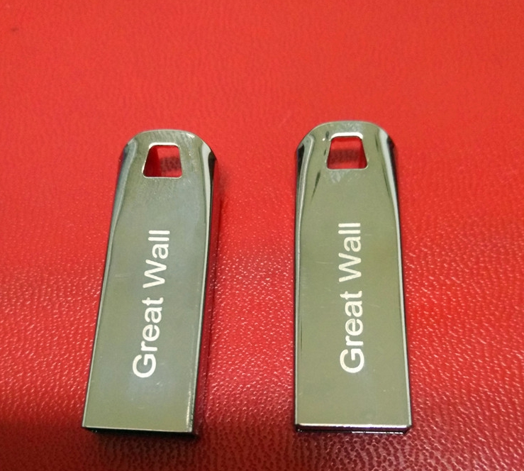 รับผลิต สกรีน แฟลชไดร์ฟ (FLASH DRIVE) พร้อมสกรีนโลโก้