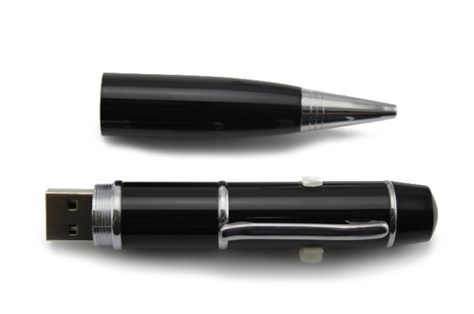 รับผลิต สกรีน แฟลชไดร์ฟ (FLASH DRIVE) พร้อมสกรีนโลโก้