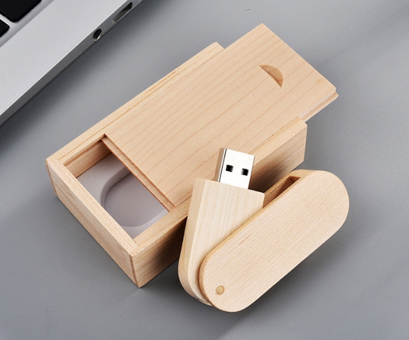 รับผลิต สกรีน แฟลชไดร์ฟ (FLASH DRIVE) พร้อมสกรีนโลโก้