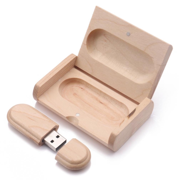 รับผลิต สกรีน แฟลชไดร์ฟ (FLASH DRIVE) พร้อมสกรีนโลโก้