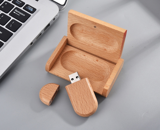 รับผลิต สกรีน แฟลชไดร์ฟ (FLASH DRIVE) พร้อมสกรีนโลโก้