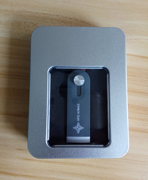 รับผลิต สกรีน แฟลชไดร์ฟ (FLASH DRIVE) พร้อมสกรีนโลโก้