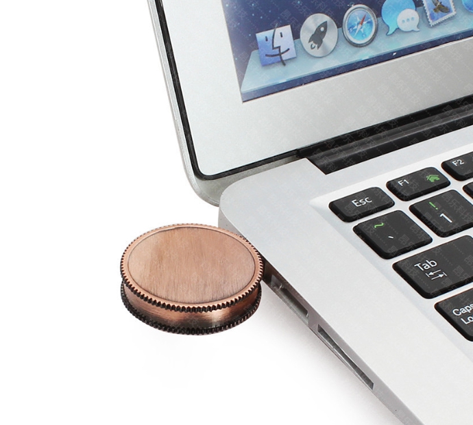 รับผลิต สกรีน แฟลชไดร์ฟ (FLASH DRIVE) พร้อมสกรีนโลโก้
