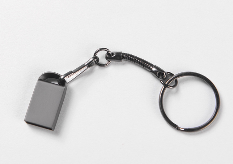 รับผลิต สกรีน แฟลชไดร์ฟ (FLASH DRIVE) พร้อมสกรีนโลโก้