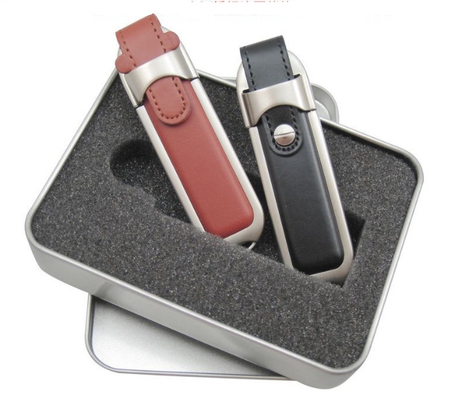 รับผลิต สกรีน แฟลชไดร์ฟ (FLASH DRIVE) พร้อมสกรีนโลโก้