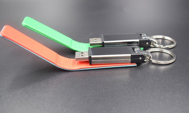 รับผลิต สกรีน แฟลชไดร์ฟ (FLASH DRIVE) พร้อมสกรีนโลโก้