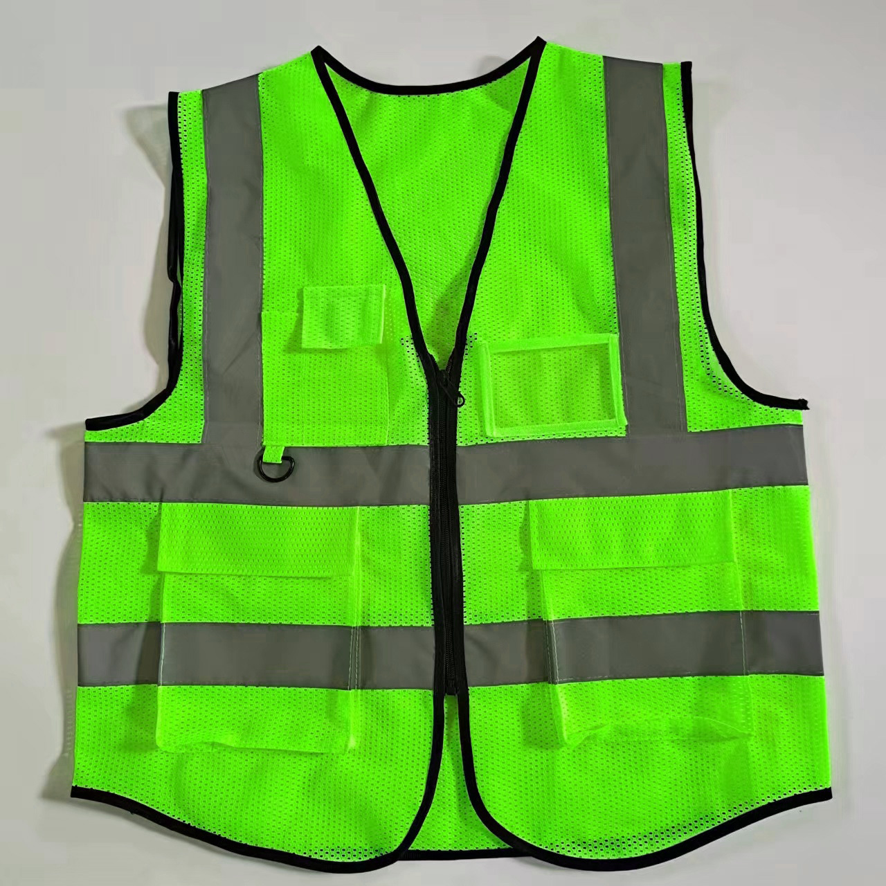 รับผลิต รับสกรีนโลโก้ เสื้อเซฟตี้ แบบมีกระเป๋าใส่ของ เสื้อตาข่าย เสื้อสะท้อนแสง เสื้อทัศนศึกษา เสื้อความปลอดภัยเด็ก