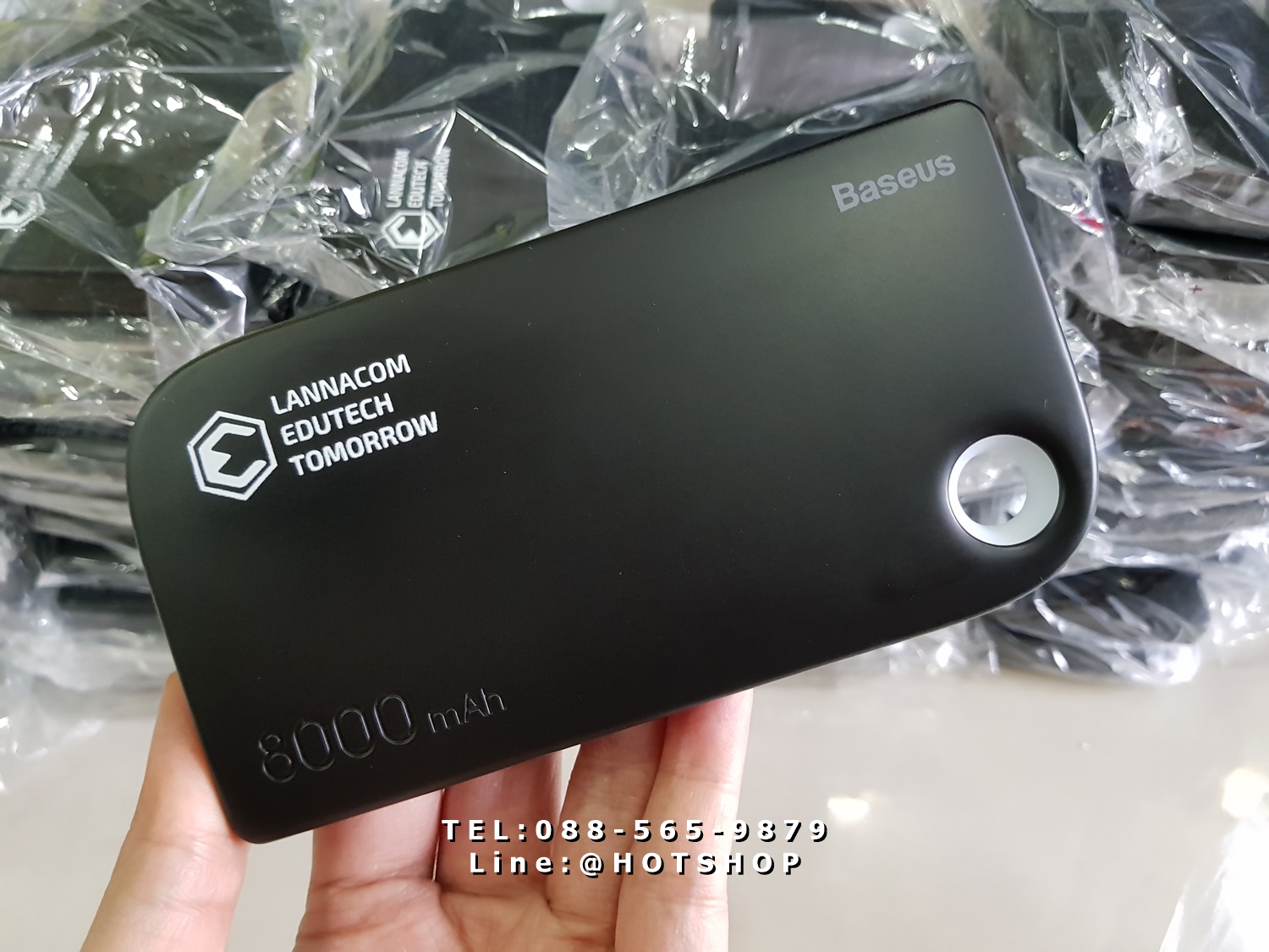รับสกรีน powerbank แบตสำรอง รุ่น baseus 8000mah