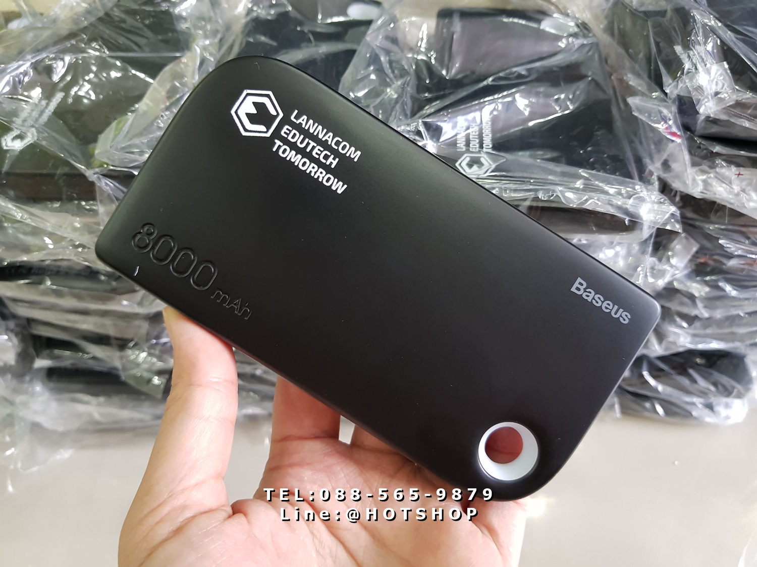 รับสกรีน powerbank แบตสำรอง รุ่น baseus 8000mah