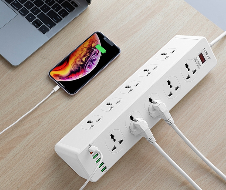 รับผลิต สกรีน Ports USB 3.0 Data Hub HUB USB ตัวอ่านข้อมูล แฟลชไดร์ฟ FLASH DRIVE พร้อมสกรีนโลโก้