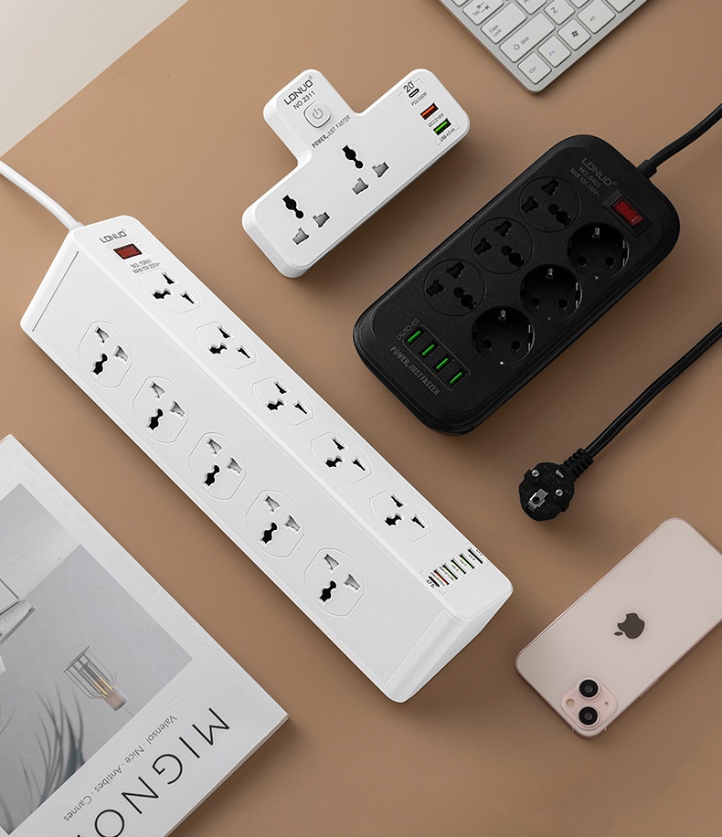 รับผลิต สกรีน Ports USB 3.0 Data Hub HUB USB ตัวอ่านข้อมูล แฟลชไดร์ฟ FLASH DRIVE พร้อมสกรีนโลโก้