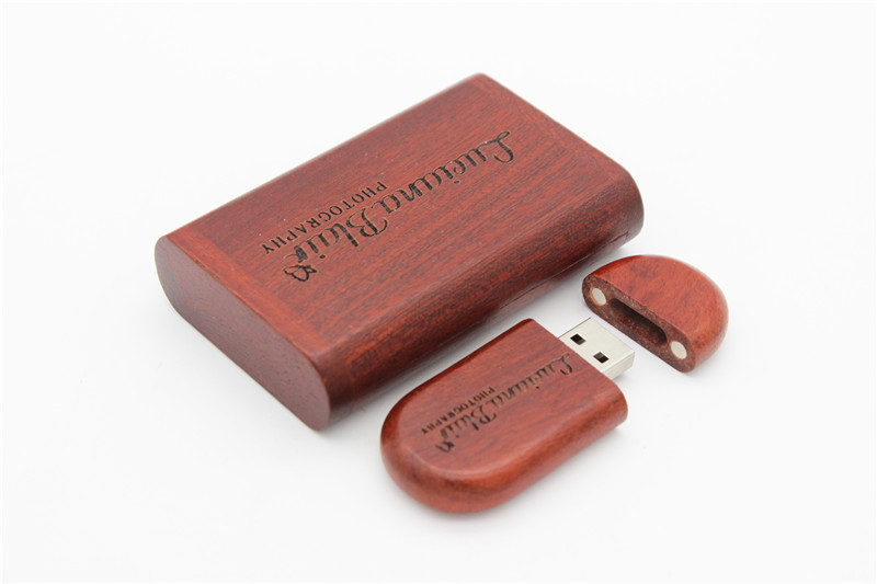 รับผลิต สกรีน แฟลชไดร์ฟไม้ (FLASH DRIVE ไม้) พร้อมสกรีนโลโก้